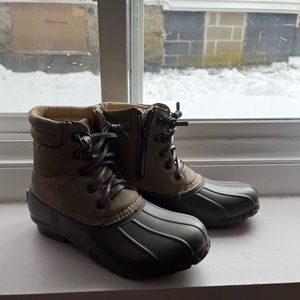 Nautica boots size 6